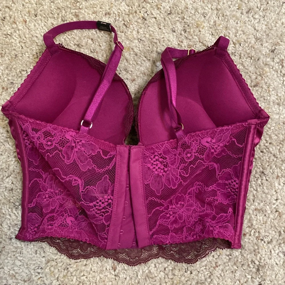 Victoria’s Secret Corset 32B - Picture 2 of 4